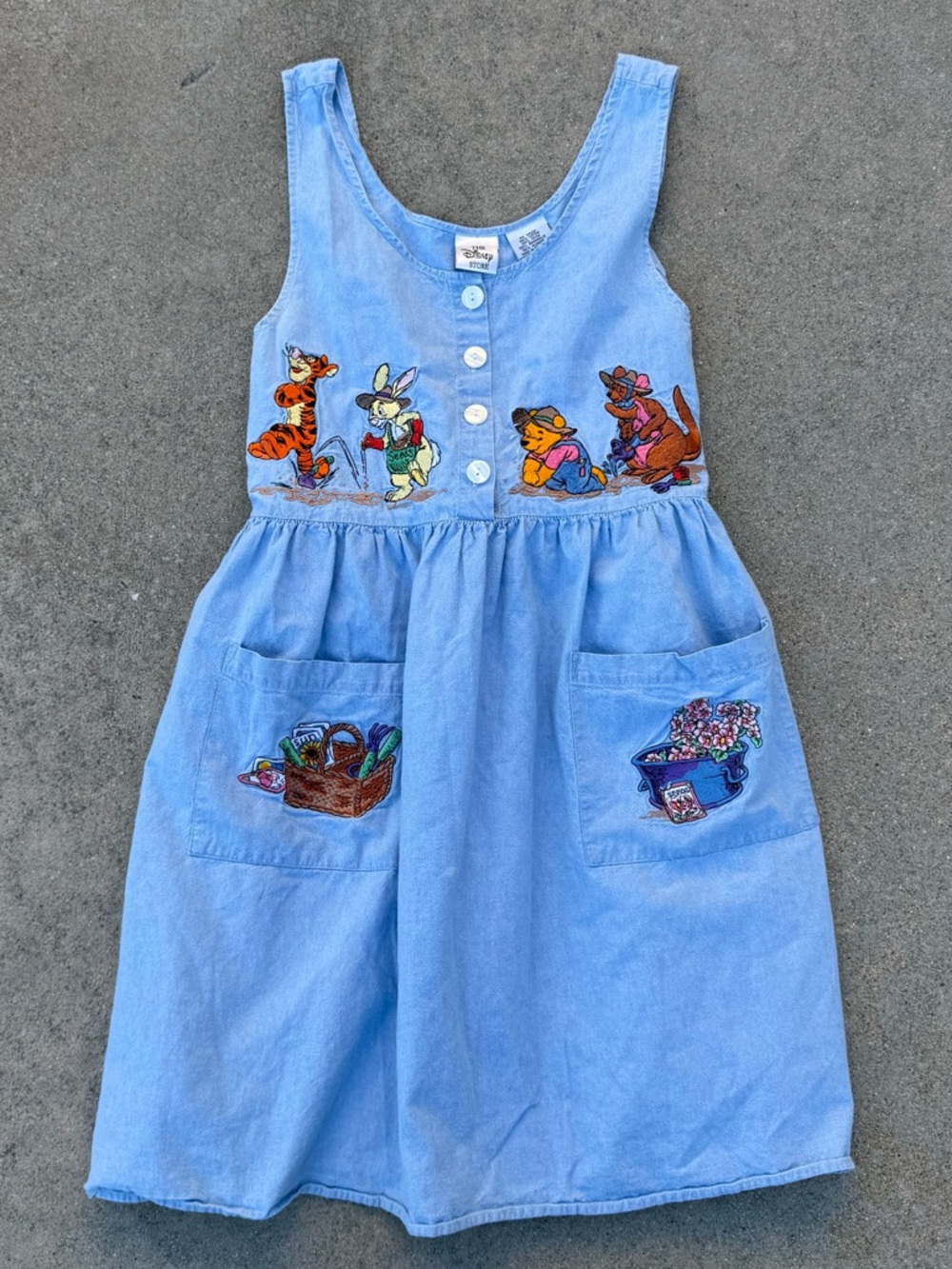 Vintage Winnie the Pooh dress the Disney store dress patch pockets summer S/M - Picture 5 of 5